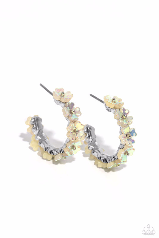 Floral Focus - White