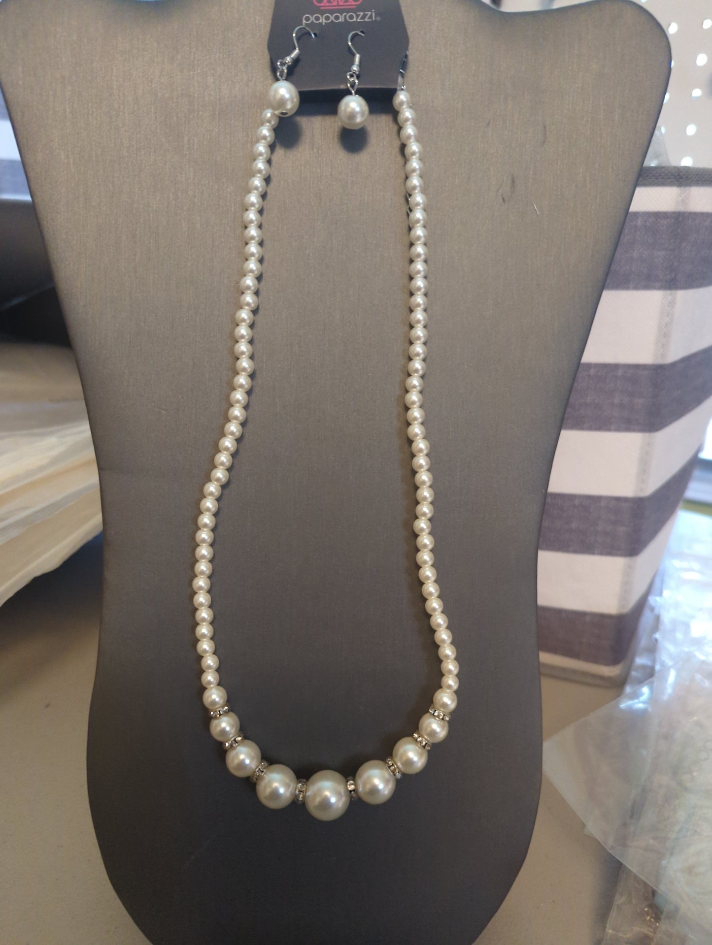 SoHo Sweetheart -white